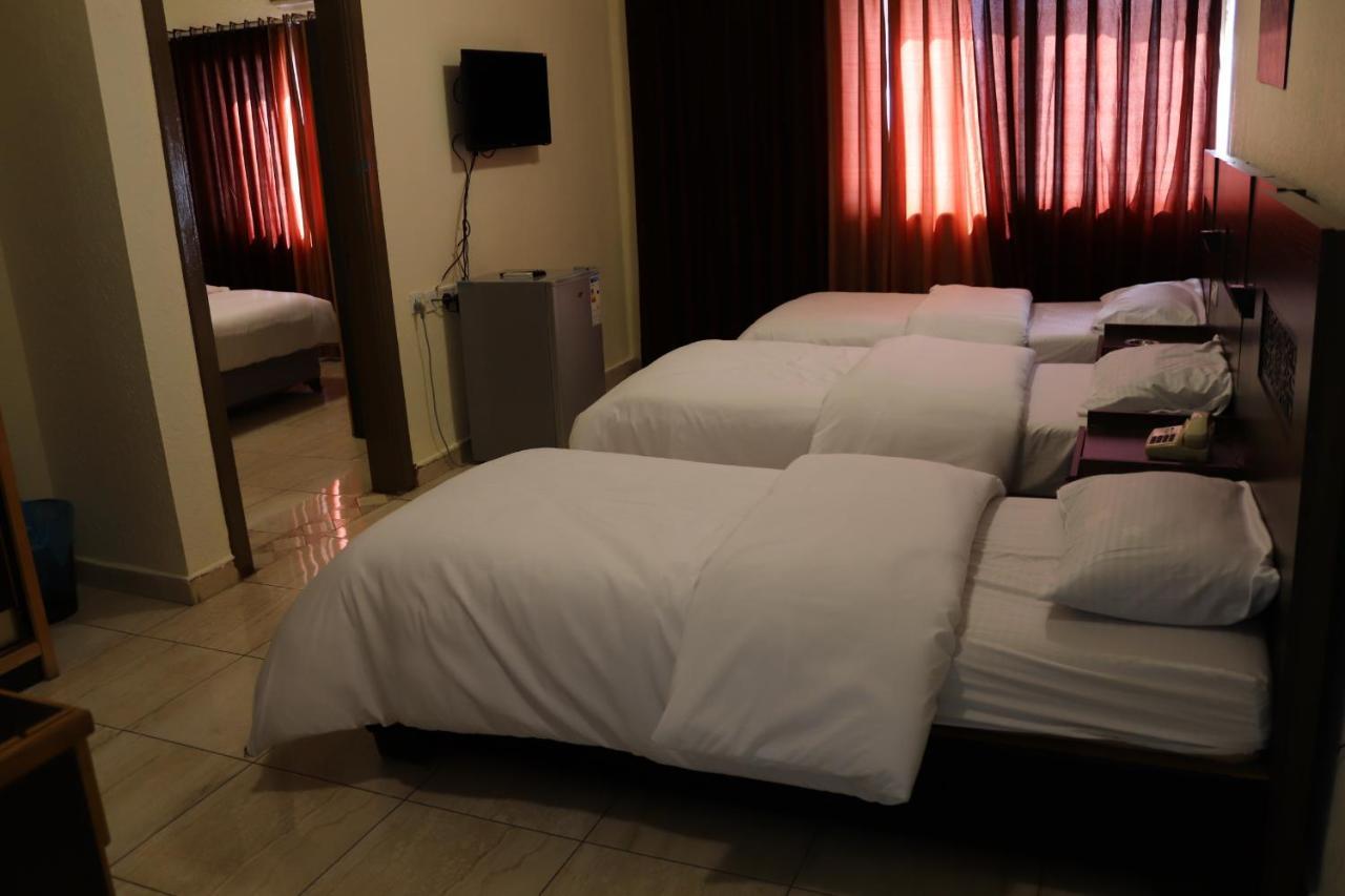 Eden Aqaba Hotel エクステリア 写真
